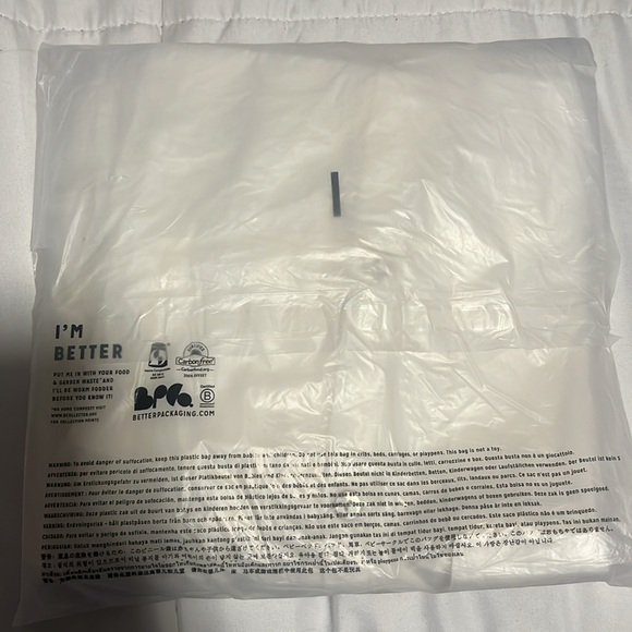 LET
Me Know White Tie-Front Crop Top - Picture 7 of 7